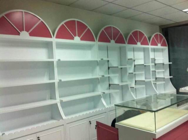 展柜8